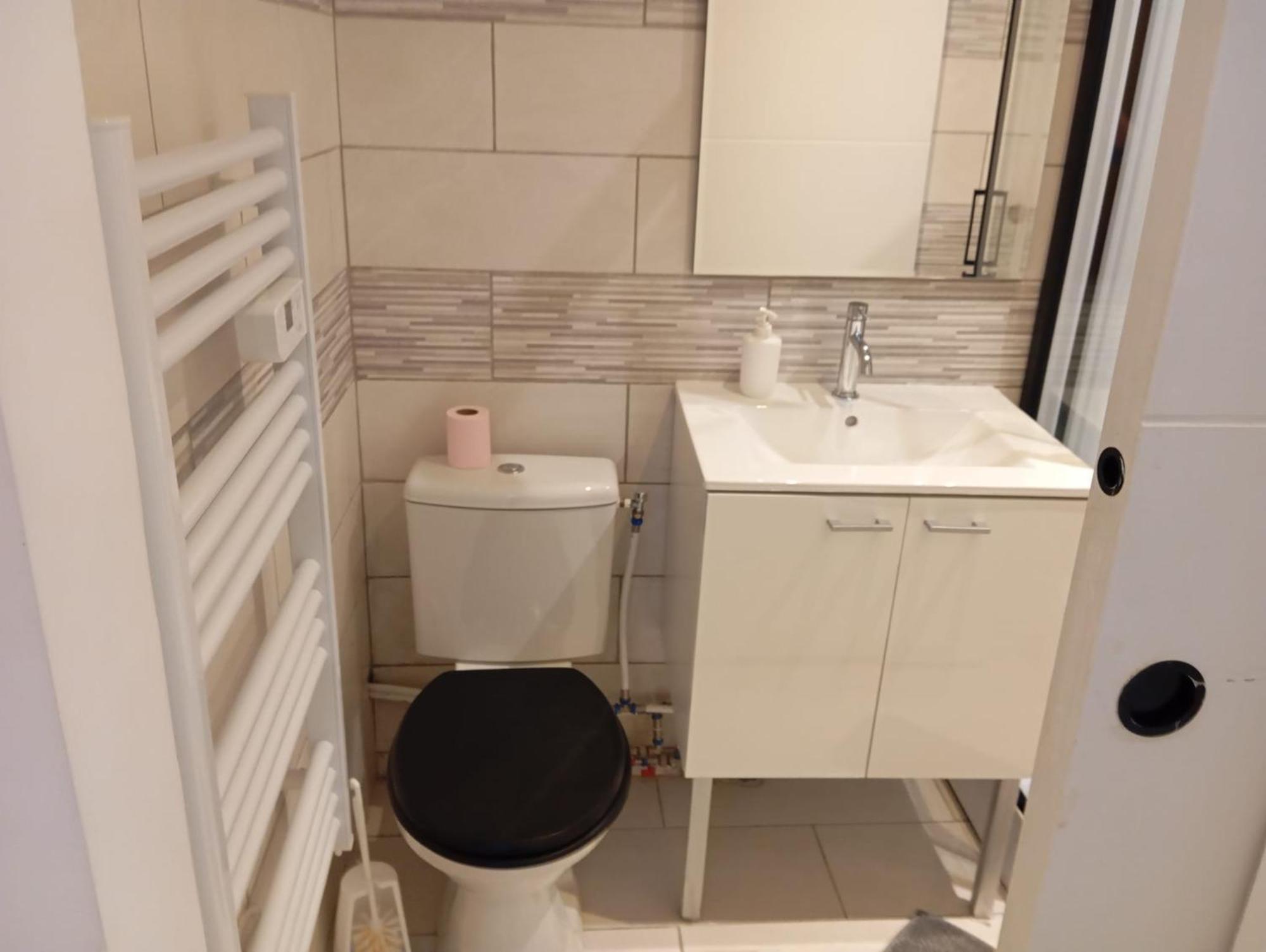 Jupiter Appartement Saint-Quentin  Buitenkant foto